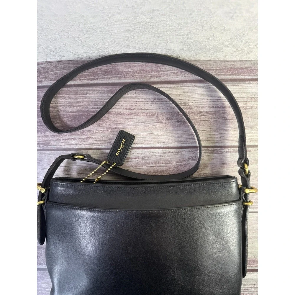 Vintage‎ COACH Equestrian Slim Crossbody Shoulder Bag Black Leather